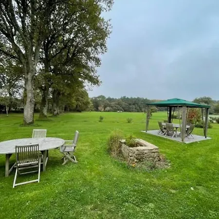 Holiday home Villa, Piscine 3 Ha 12a15 Personnes Crach
