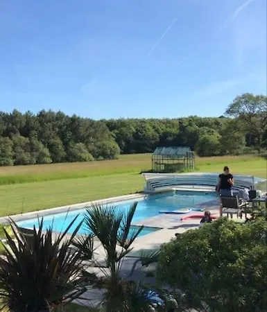 Villa, Piscine 3 Ha 12a15 Personnes Holiday home