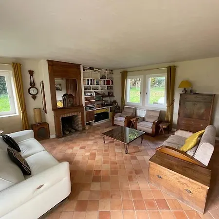 Villa, Piscine 3 Ha 12a15 Personnes